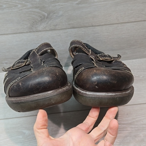 Vintage Dr.Martens Mens 8332 Y2K Fisherman Tractor Chunky Sandals shoes sz US 10 main image 8
